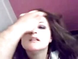 Likainen kotiäiti Audrey Bitoni perseestä vanha nainen sex kova